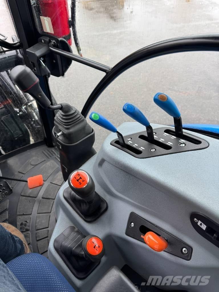 New Holland T4.75S Tracteur