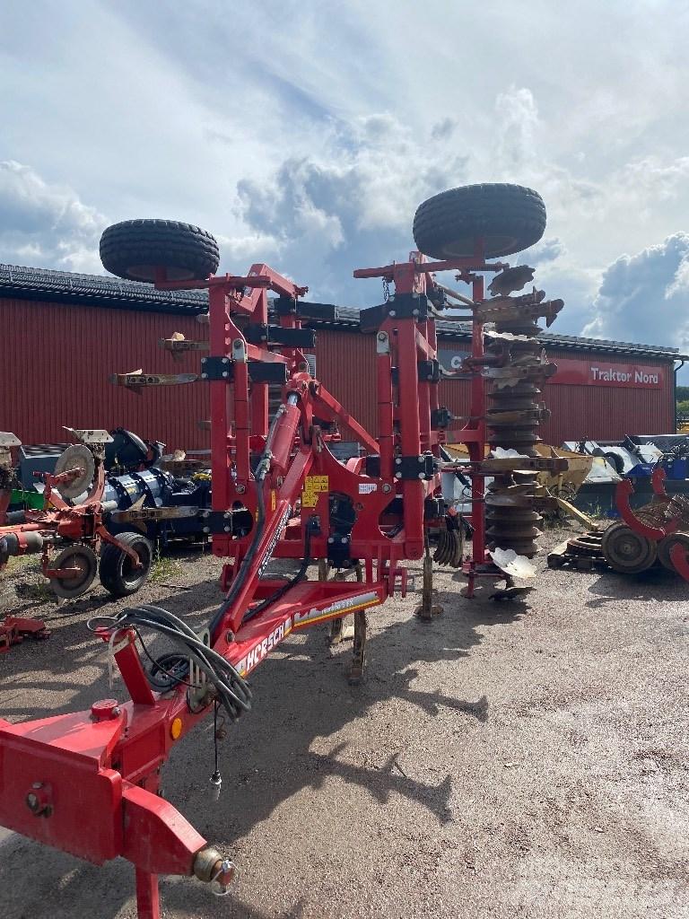 Horsch Terrano 5 FX Déchaumeur, cultivateur