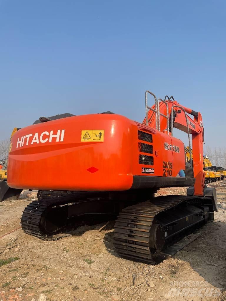 Hitachi 210LC Pelle sur chenilles