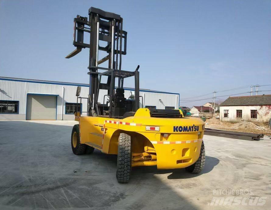 Komatsu FD 200 Chariots diesel