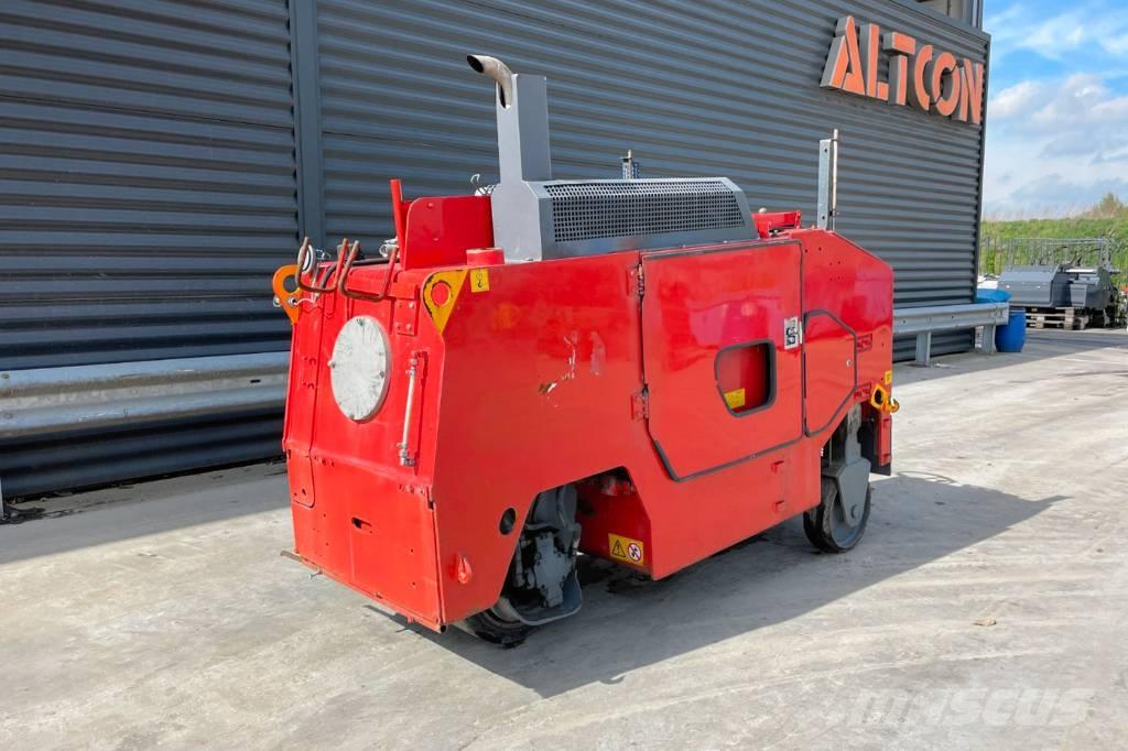 Wirtgen W 350 Fraiseuse à froid