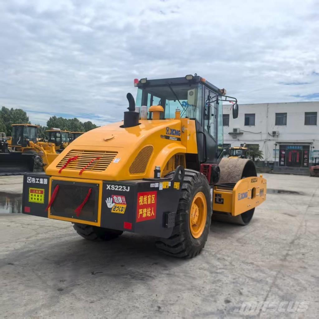 XCMG XS 223 J Rouleaux monocylindre