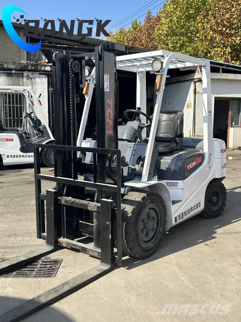 TCM FD35T3C Chariots diesel