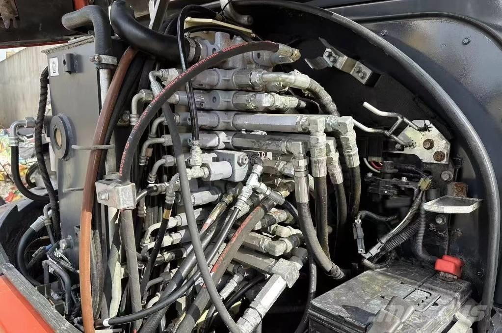 Kubota 163 Pelle sur chenilles