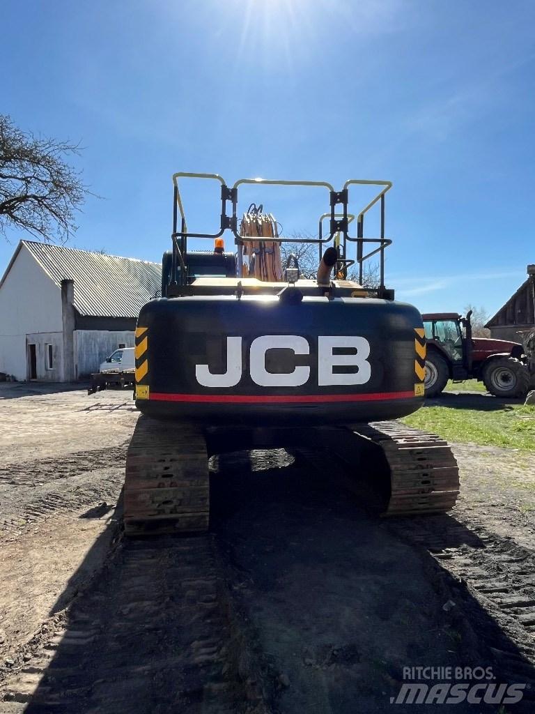 JCB JS 220 LC Pelle sur chenilles