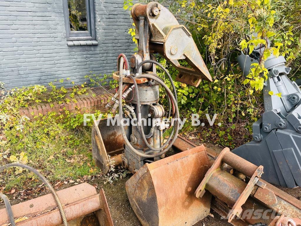 JCB JS 145 W Pelle sur pneus