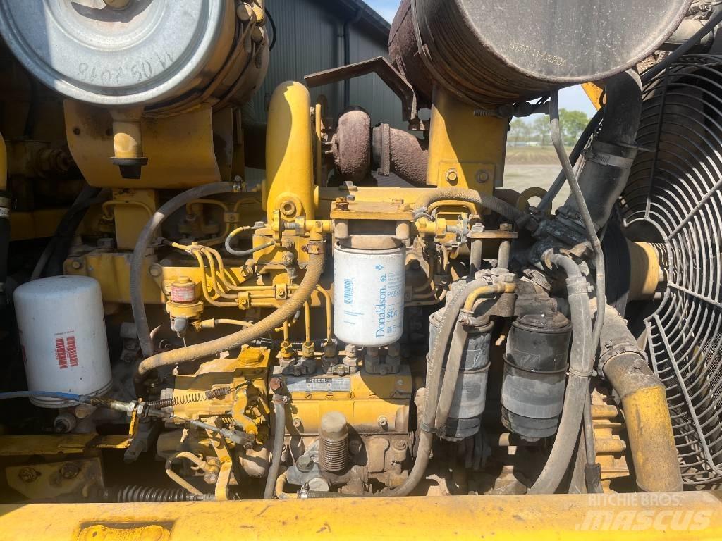 Komatsu WA 320-1 Chargeuse sur pneus