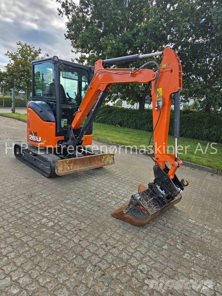 Hitachi ZX 26 U-6 CR Mini pelle < 7t