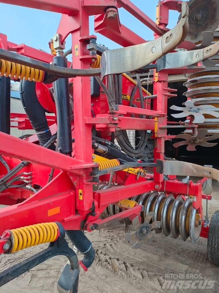 Väderstad Cultus420 Déchaumeur, cultivateur