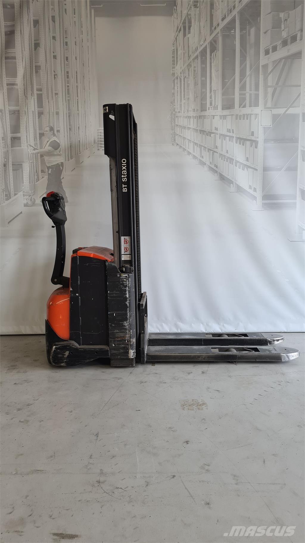 Toyota SWE120 Gerbeurs Automoteurs