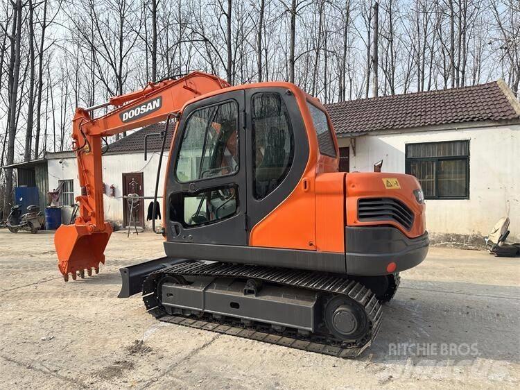 Doosan DX75 Mini pelle < 7t