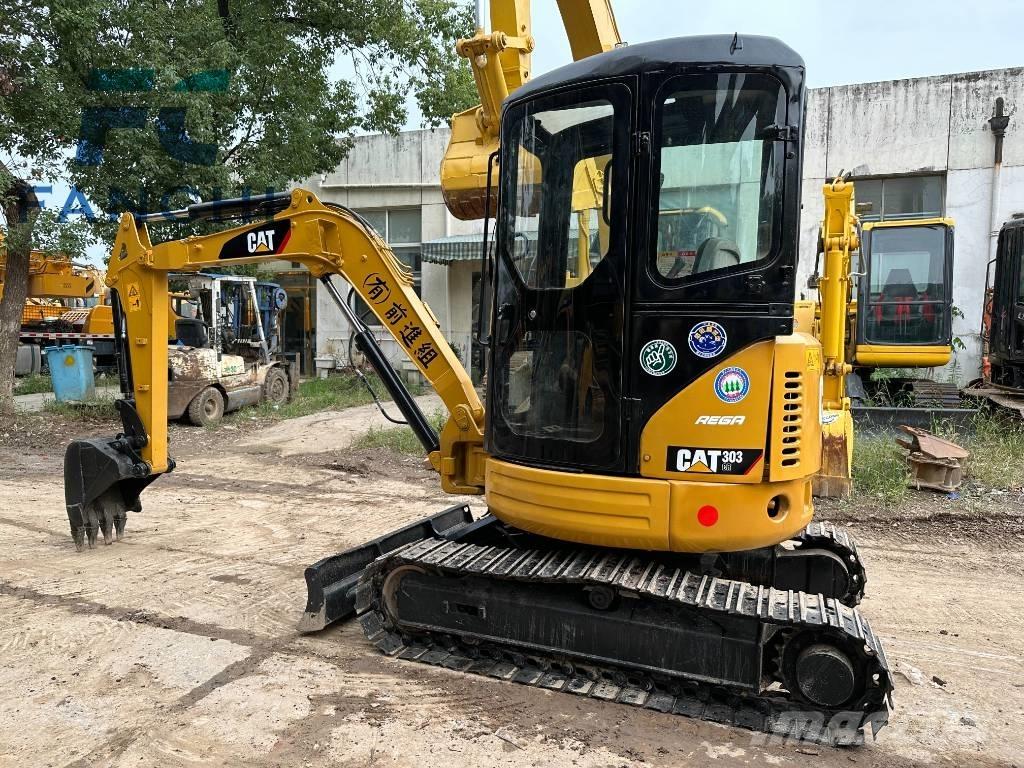 CAT 303 CR Mini pelle < 7t