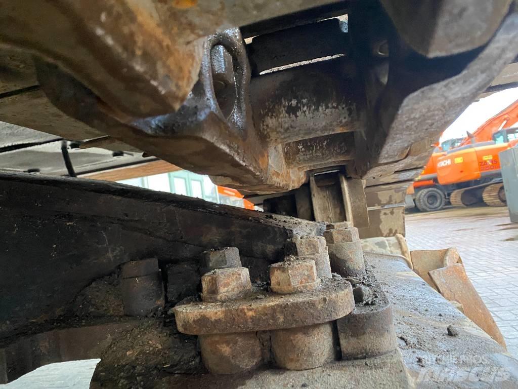 Hitachi ZX 460 Pelle sur chenilles