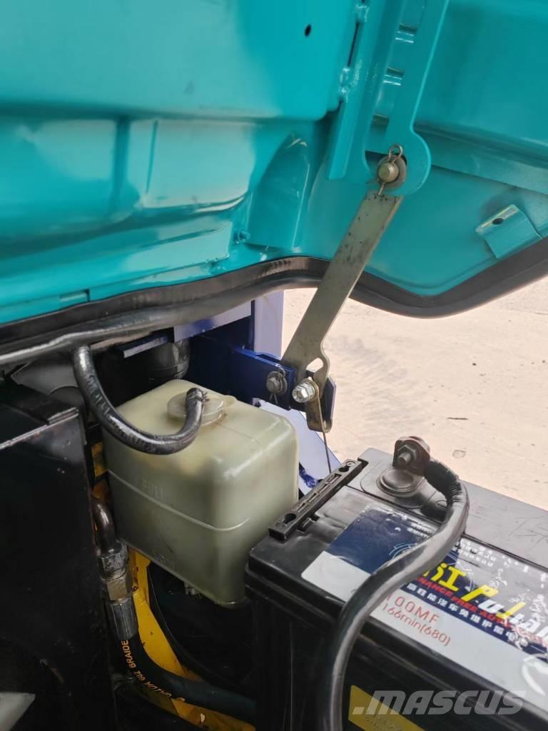 Komatsu 2.5t Chariots diesel