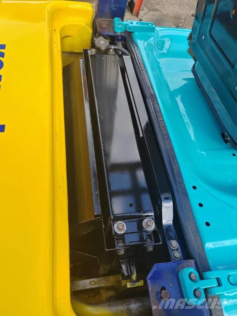 Komatsu 2.5t Chariots diesel