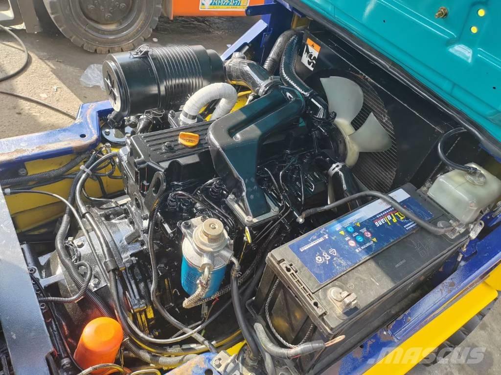 Komatsu 2.5t Chariots diesel