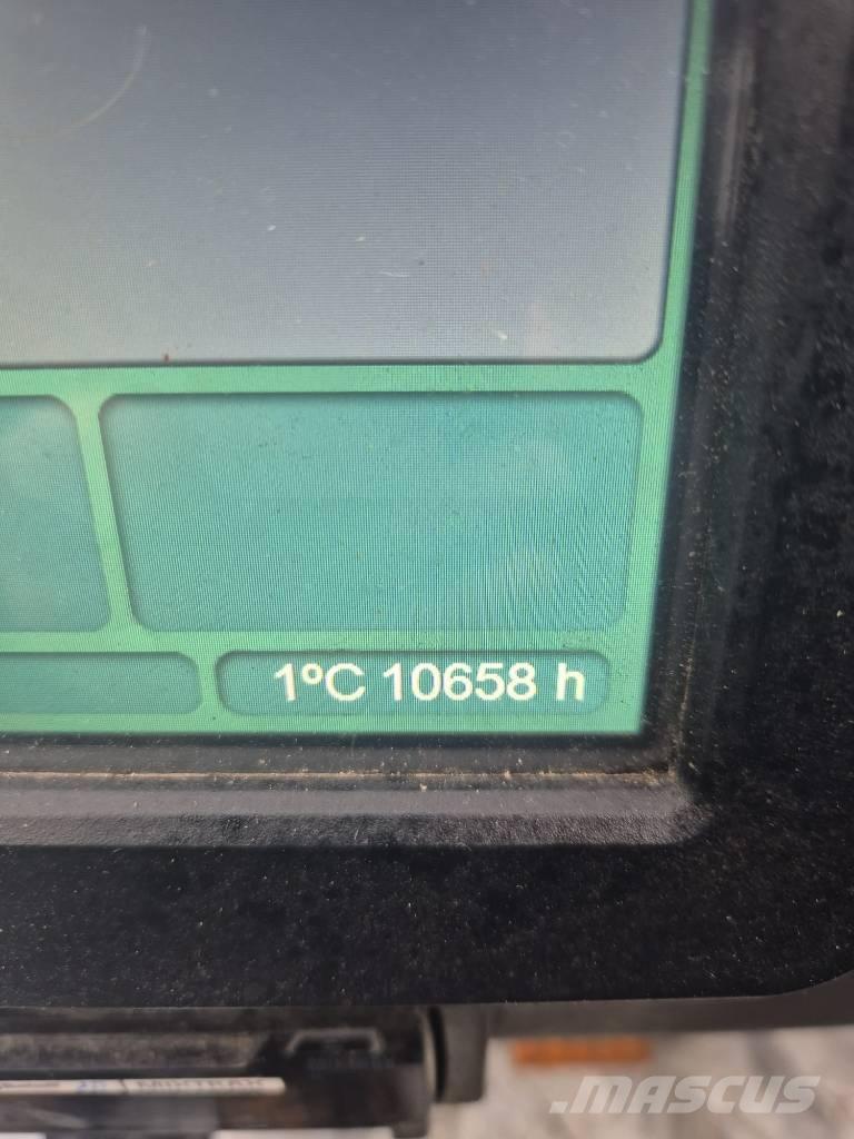 John Deere 1210 G Porteur