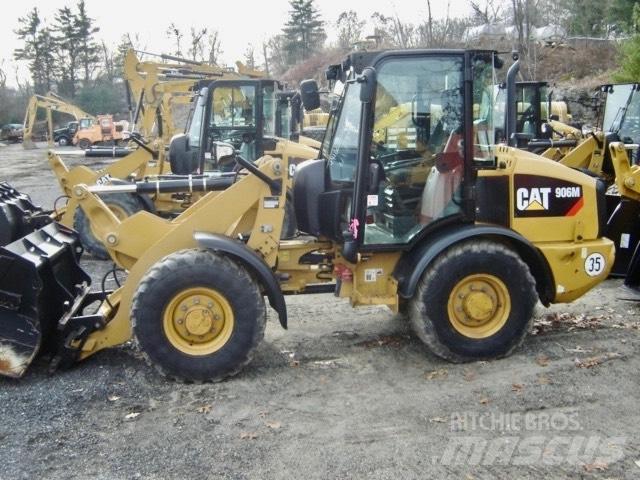 CAT 906 M Chargeuse sur pneus