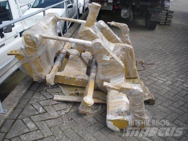 CAT 140M/160M Ripper Construction - Autres
