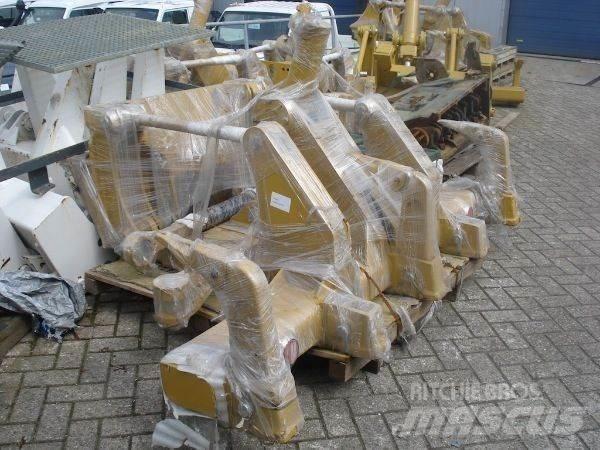 CAT 140M/160M Ripper Construction - Autres