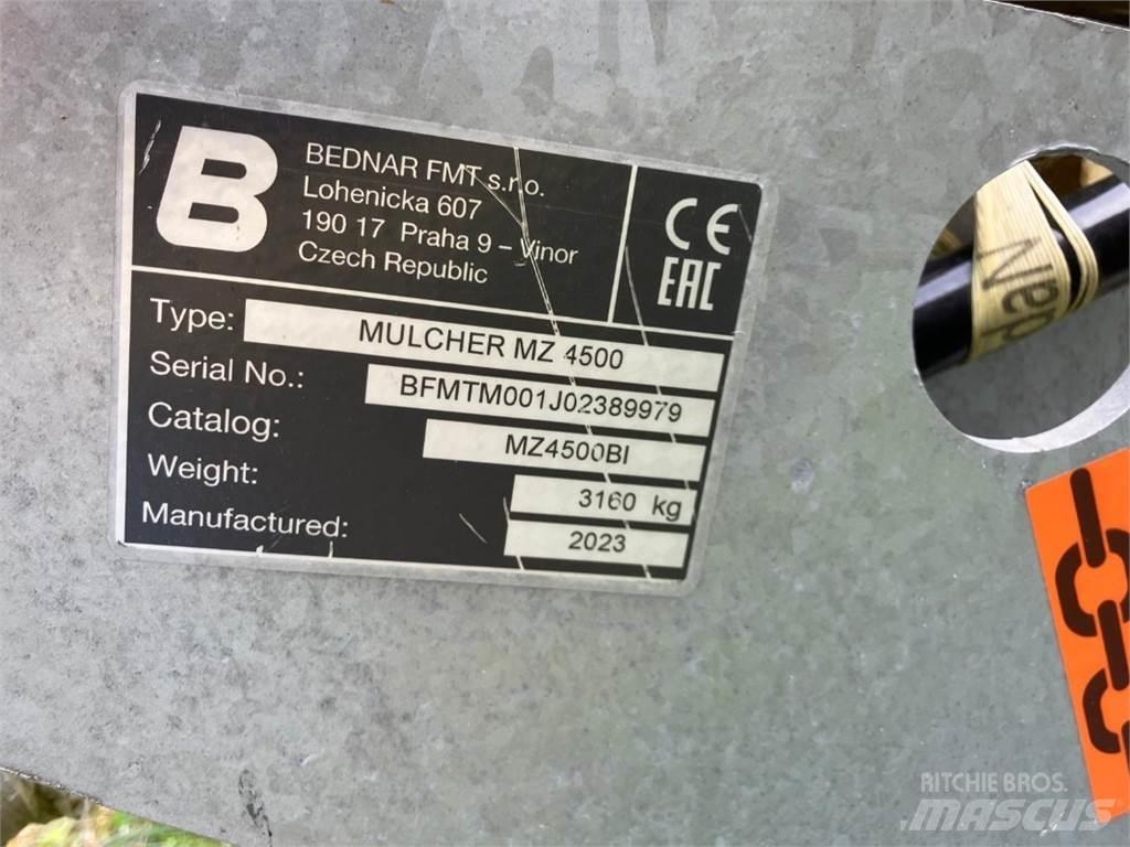 Bednar MZ 4500 Autres matériels de fenaison