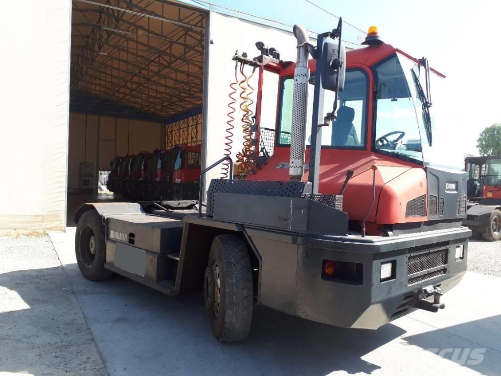Kalmar TR618i Tracteur de manœuvre