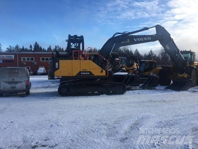 Volvo EC250EL Pelle sur chenilles