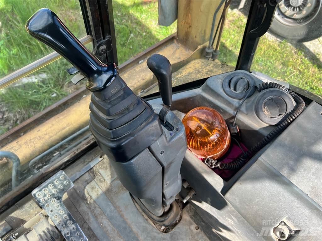 CAT 432 D 4X4 Construction - Autres