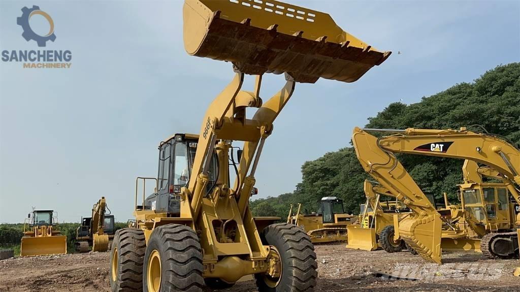CAT 966F Chargeuse sur pneus