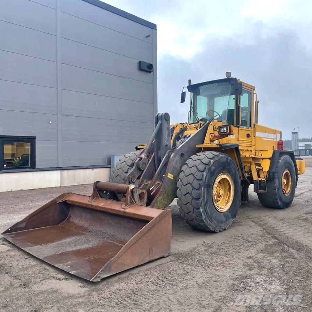 Volvo L 120 C Chargeuse sur pneus
