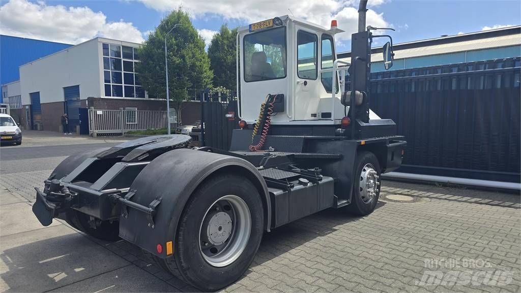 Terberg YT220 Tracteur de manœuvre