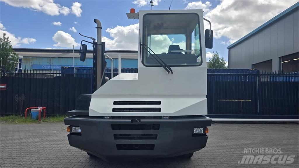 Terberg YT220 Tracteur de manœuvre