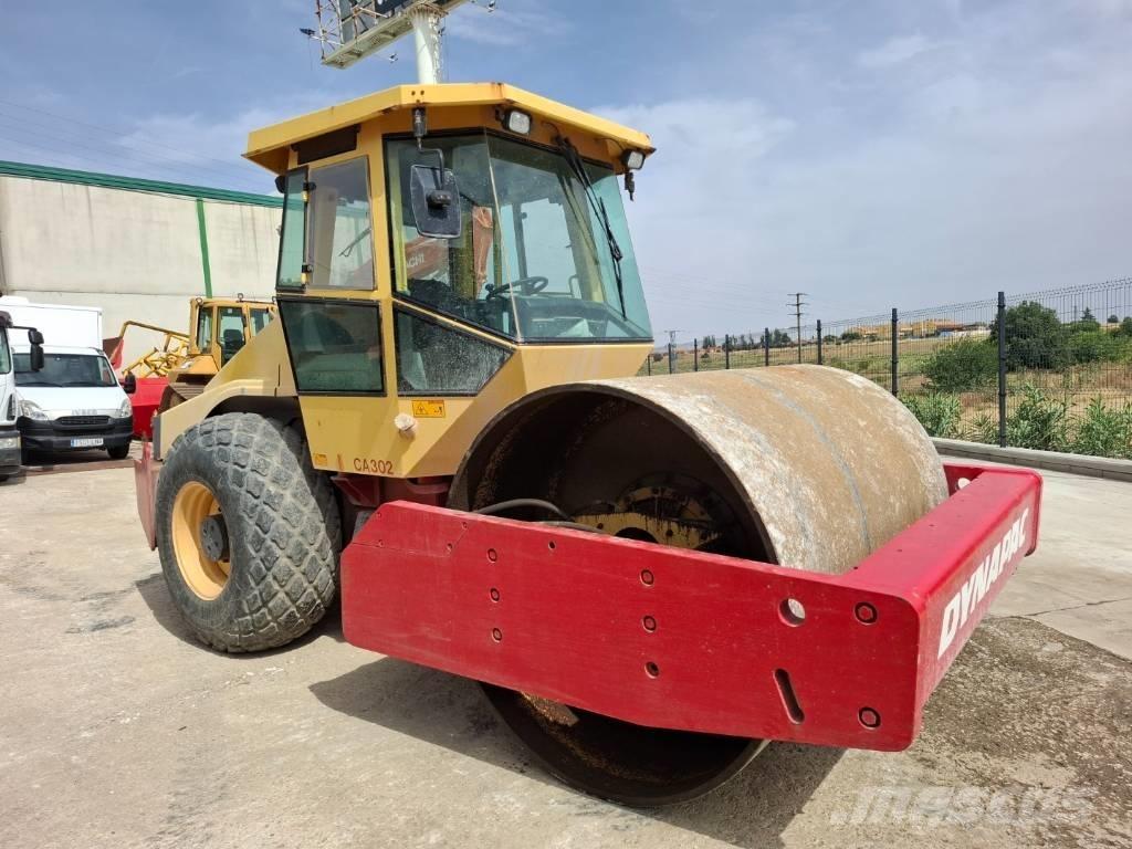 Dynapac CA 302 D Rouleaux monocylindre
