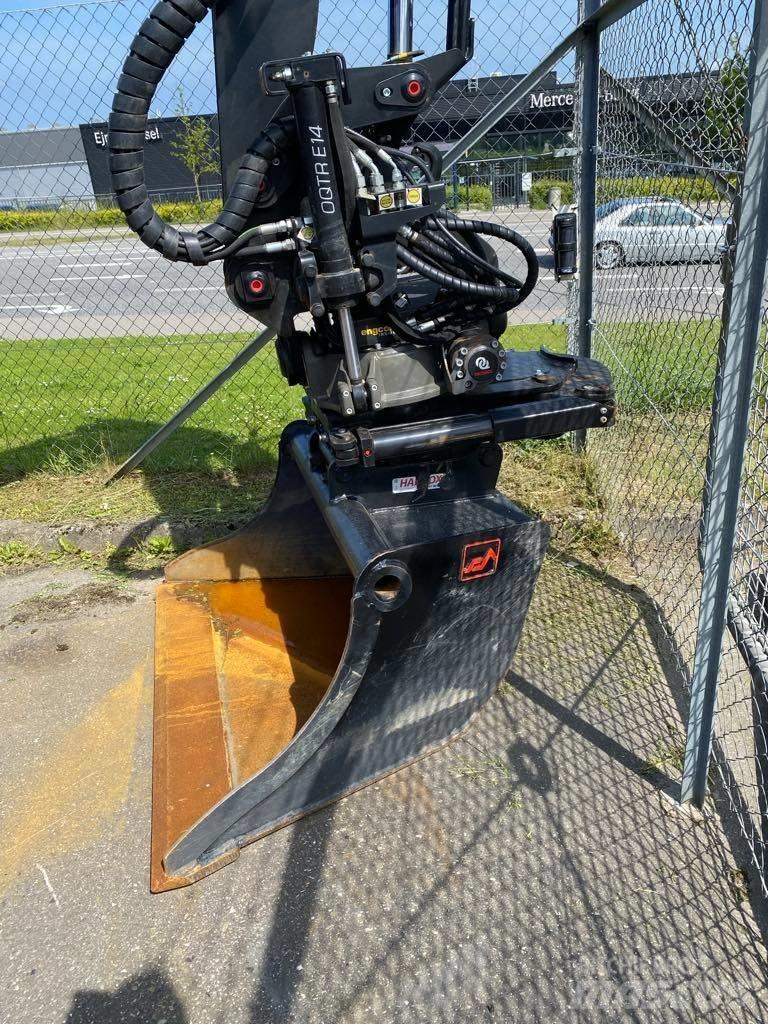 Huddig 1370 Tractopelle