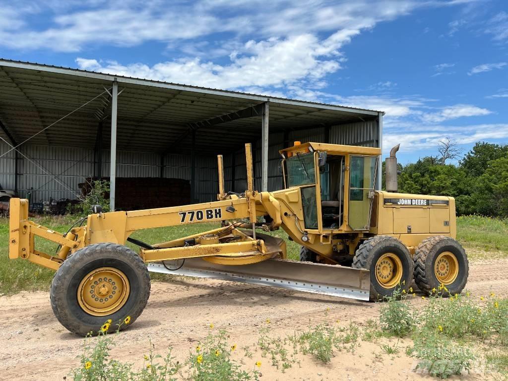 John Deere 770 BH Niveleuse