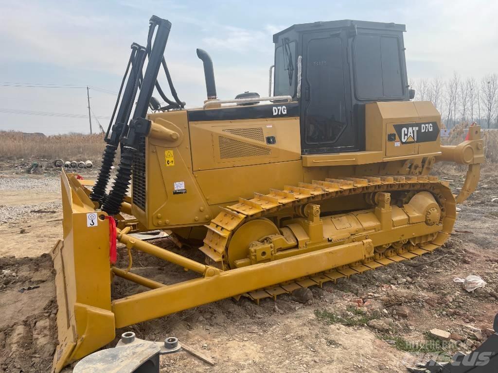 CAT D 7 G Bouteurs sur chenilles