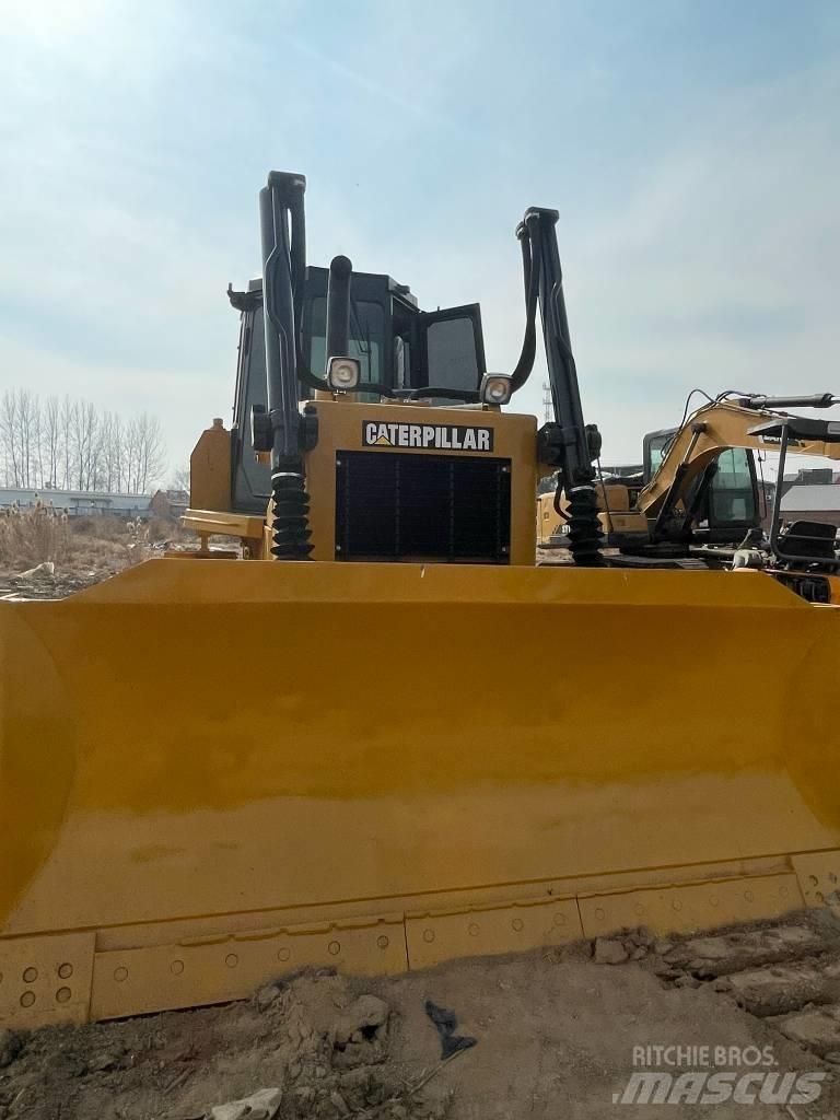 CAT D 7 G Bouteurs sur chenilles
