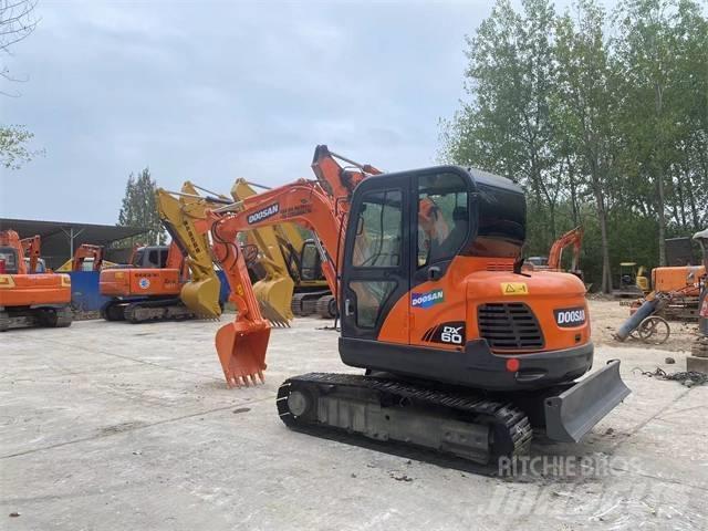 Doosan DX60 Mini pelle < 7t