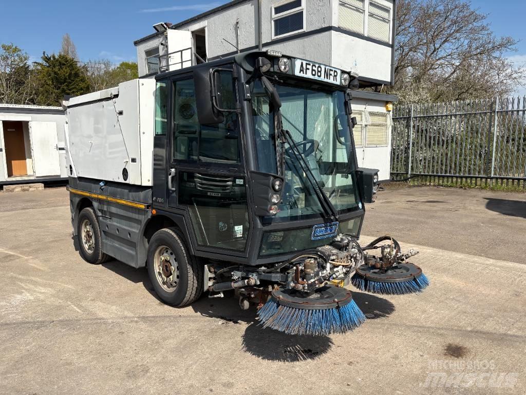 Schmidt Swingo 200 Camion balayeur