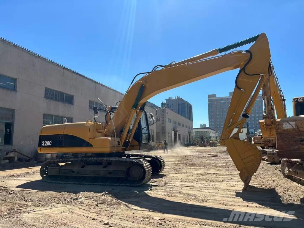 CAT 320 C Pelle sur chenilles