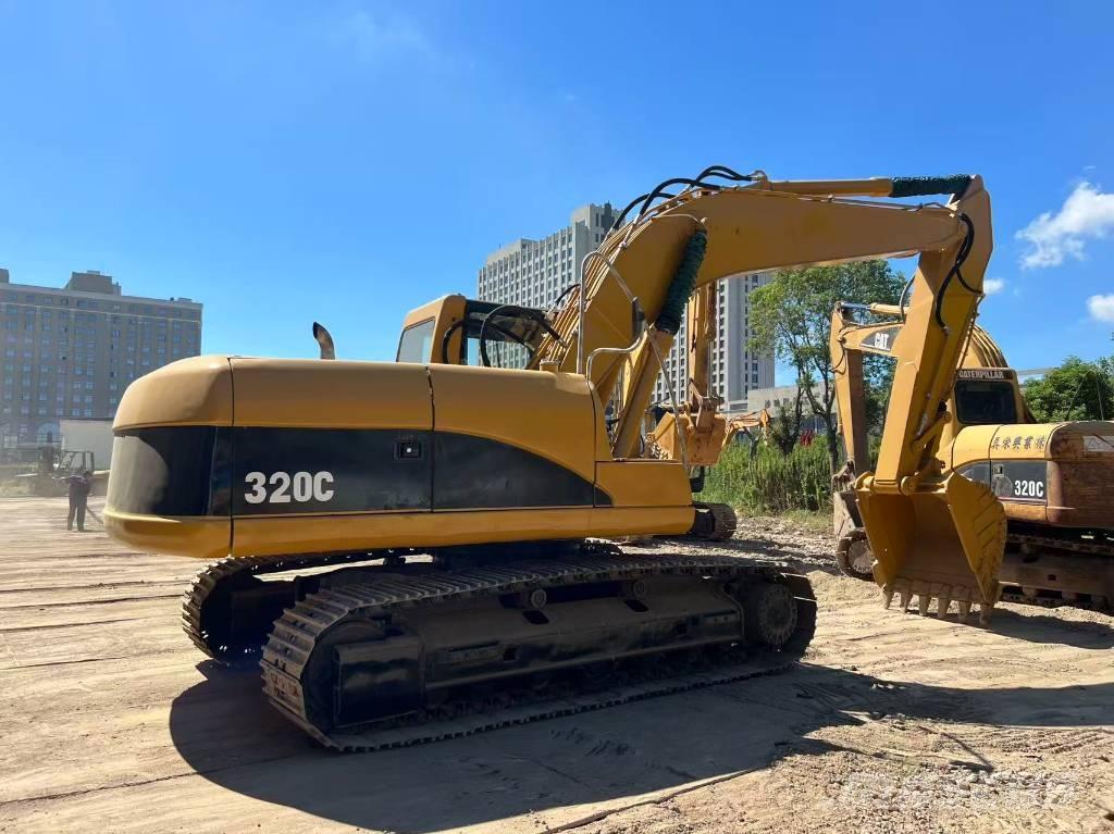 CAT 320 C Pelle sur chenilles