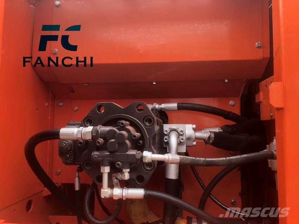 Doosan DX 225 LC Pelle sur chenilles