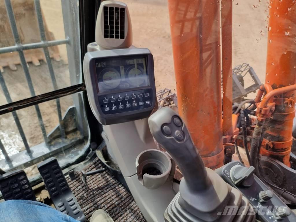 Hitachi ZX 250 LC-3 Pelle sur chenilles