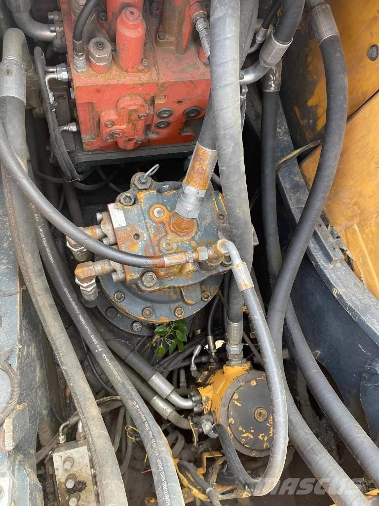 Hyundai 210W-9 Pelle sur pneus