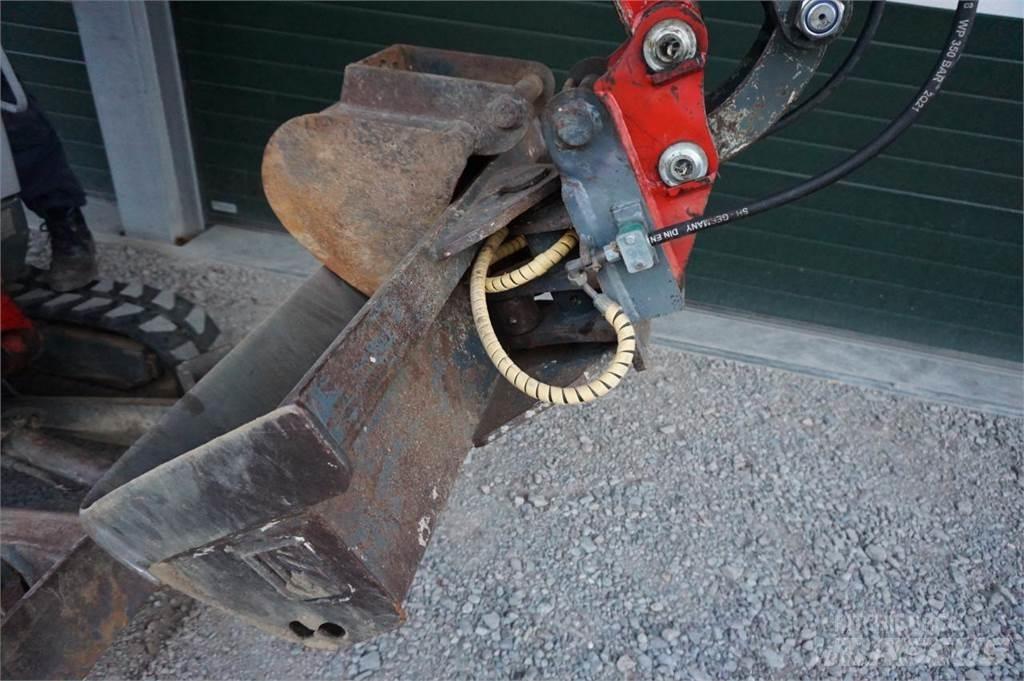 Neuson 1404 Pelle sur pneus