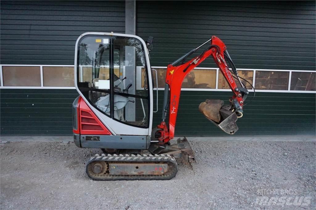Neuson 1404 Pelle sur pneus