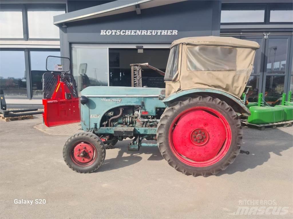 Hanomag R 324 SA Tracteur