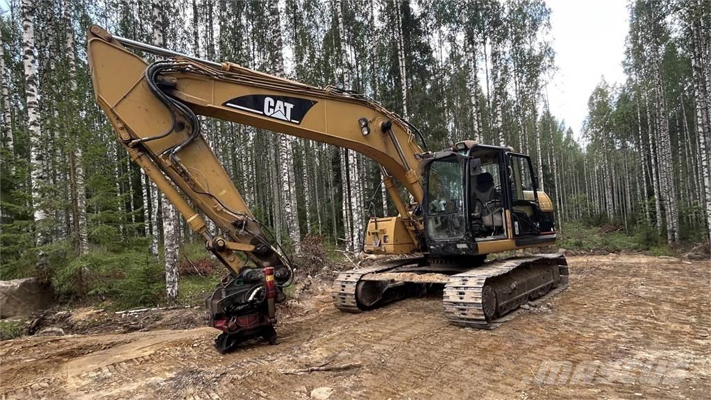 CAT 320C Pelle sur chenilles