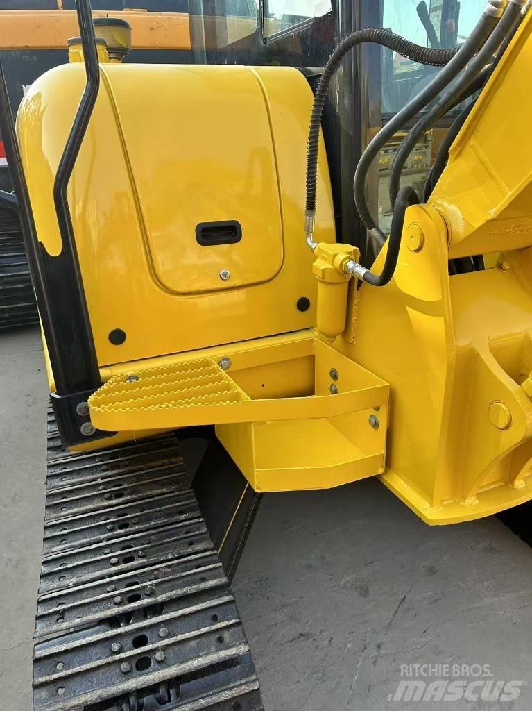 Komatsu PC 56 Mini pelle < 7t