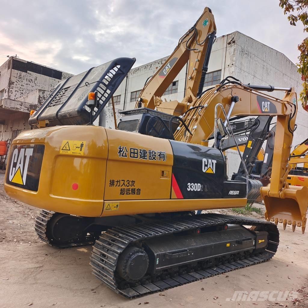 CAT 324 D L Pelle sur chenilles